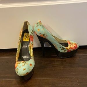 Blue floral heels